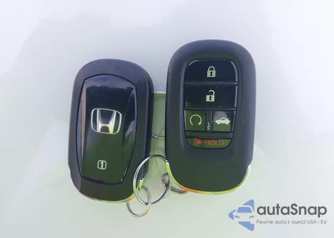 2024 Honda Accord Hybrid Touring from USA, damaged, VIN 1HGCY2F84RA067787